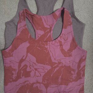 Lot Of TWO NWOT Pact Size S Organic Cotton Blend Purefit On The Go-To Crop Tops